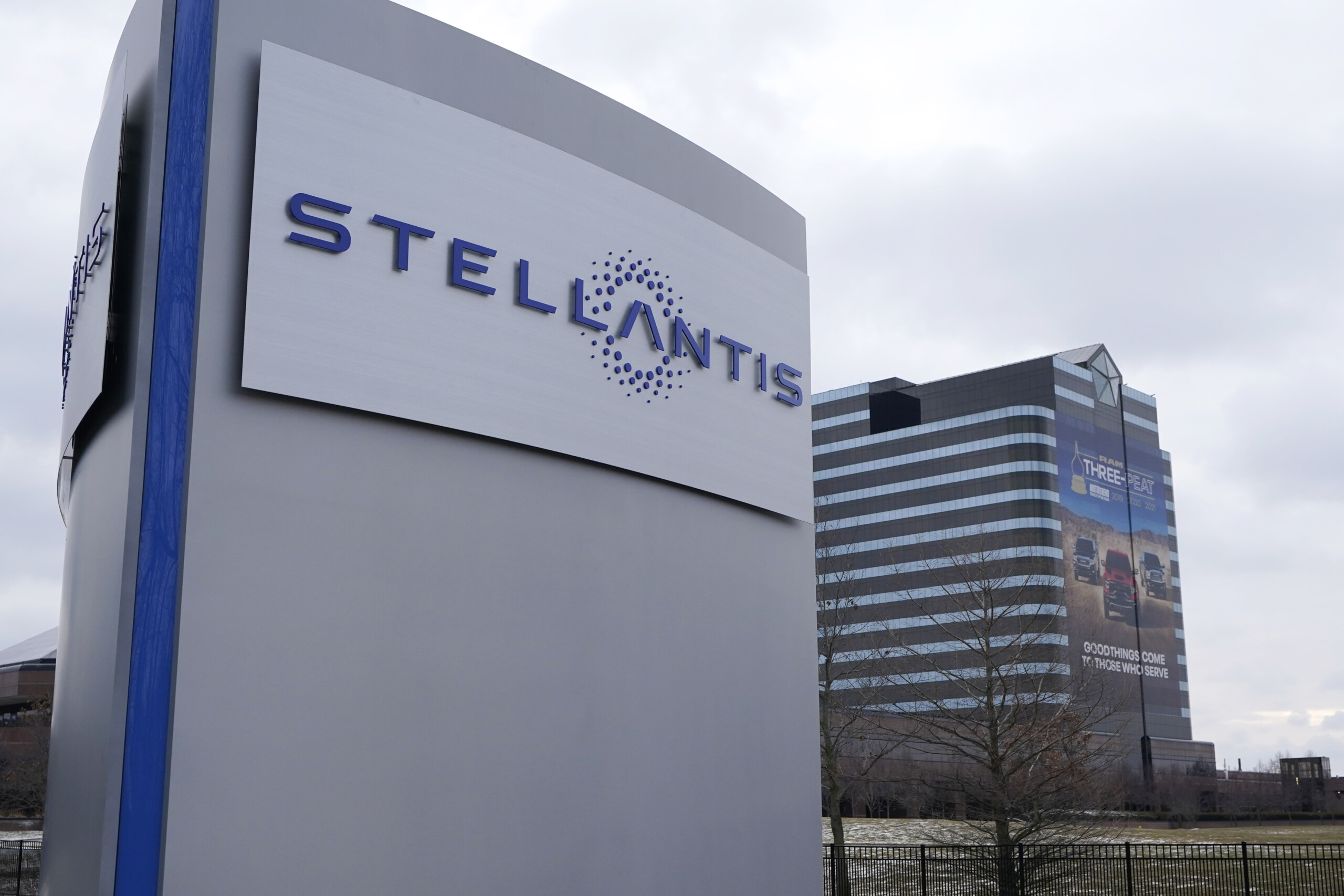 automobile stellantis et leapmotor renforcent leur partenariat strategique scaled