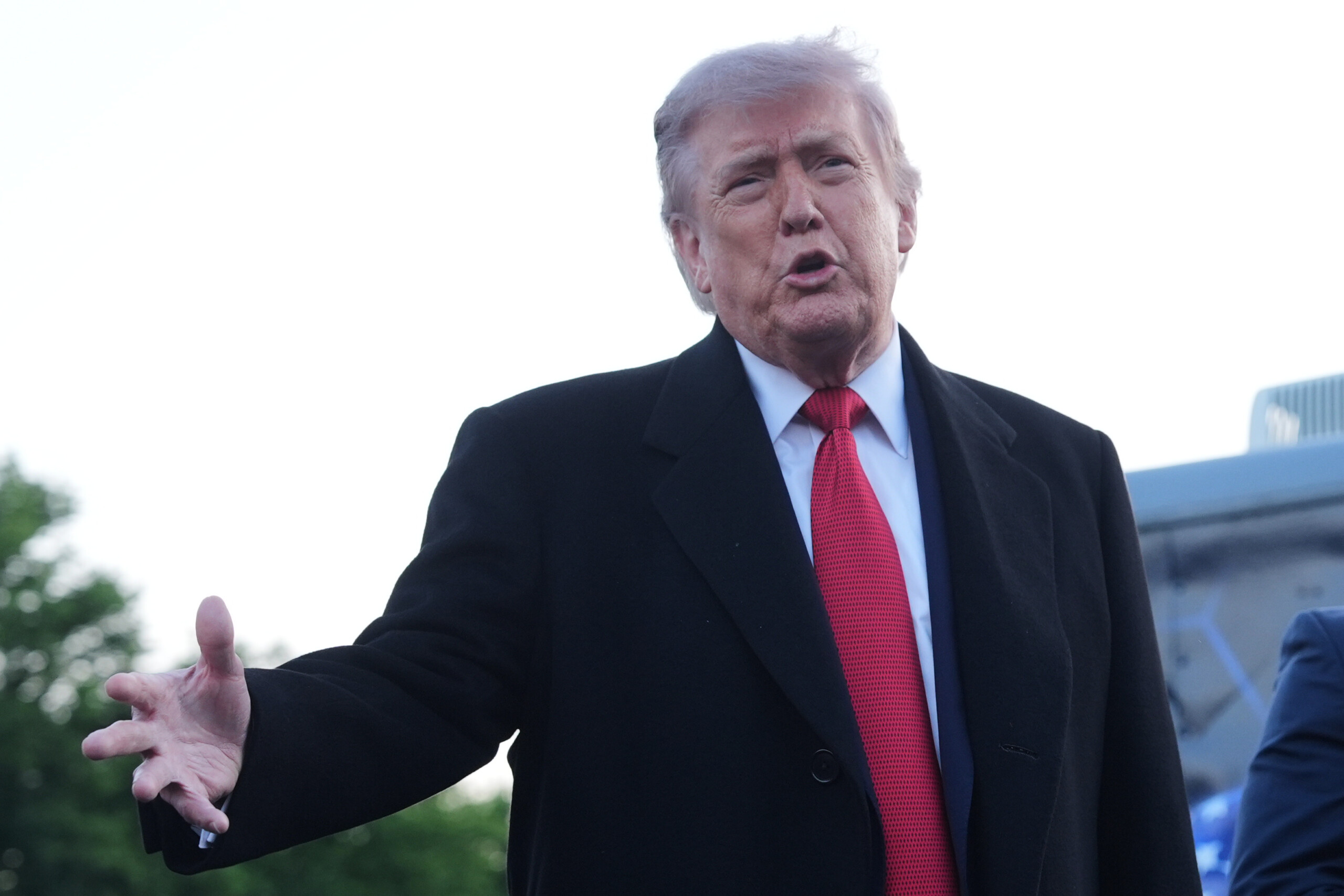 iran trump ces attaques ne sont quun coup de semonce le cessez le feu reste en vigueur scaled