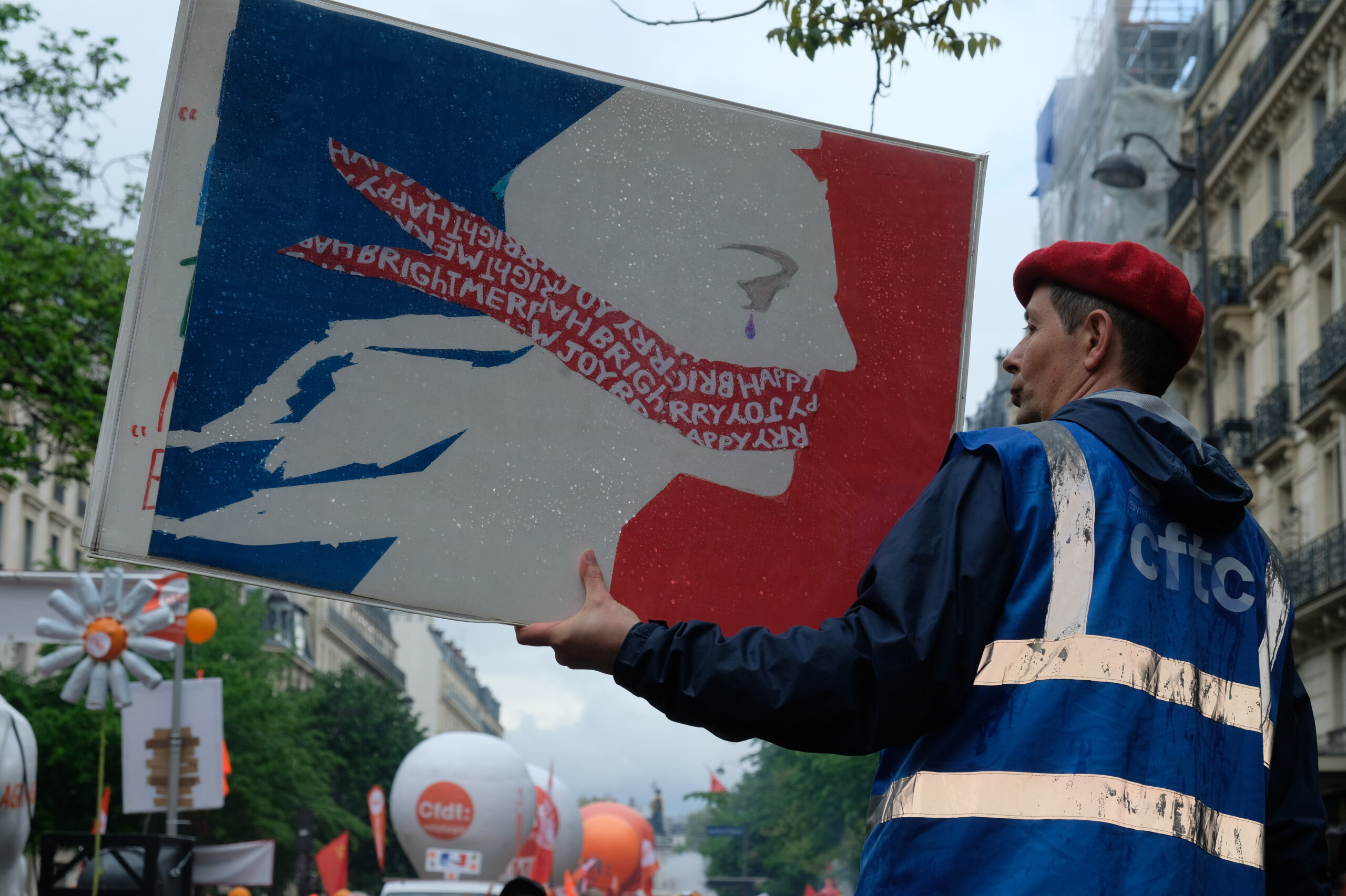 france interdiction a paris dun defile neonazi organise par le comite du 9 mai scaled