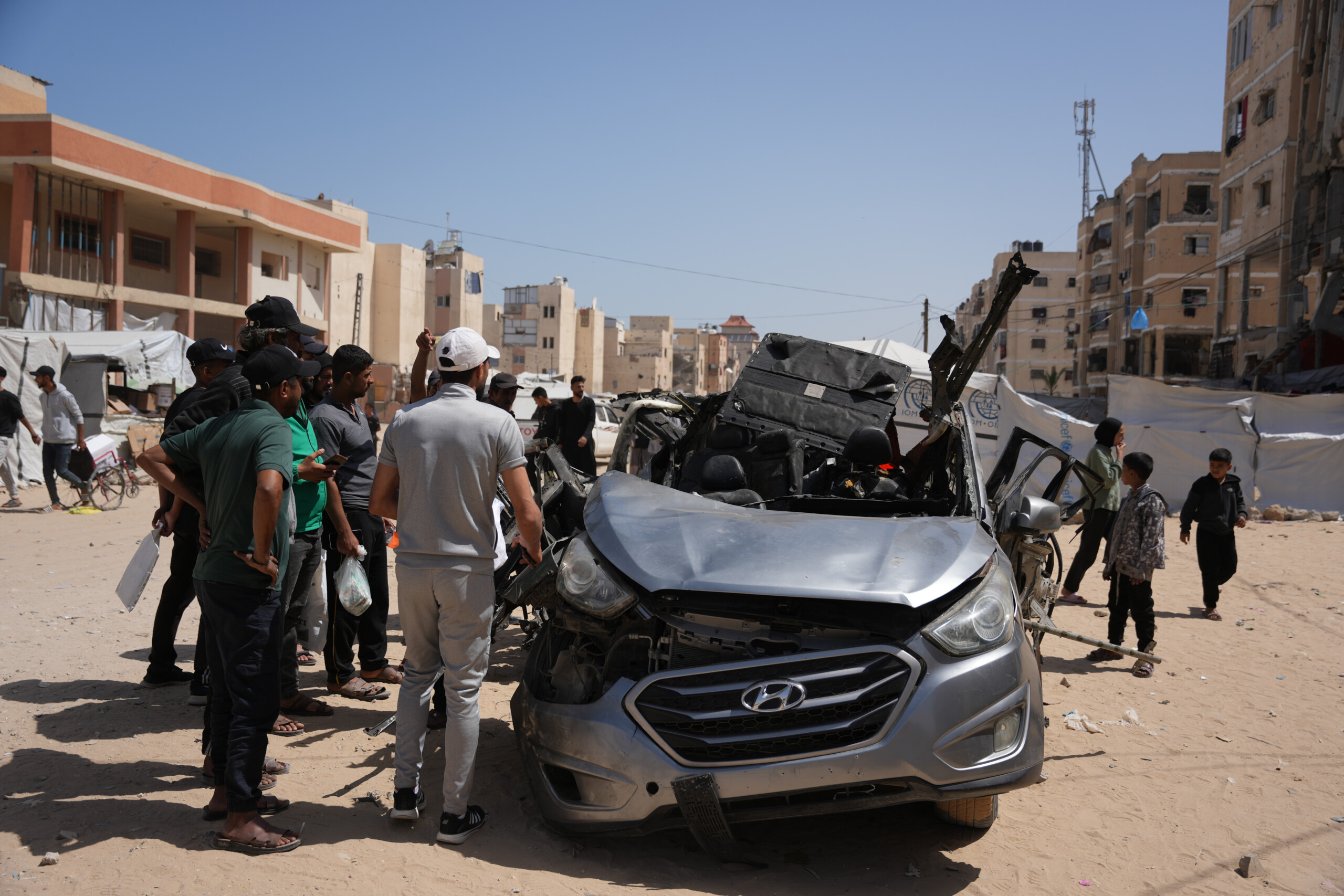 moyen orient a gaza un raid de larmee israelienne frappe un vehicule a khan younis 2 morts scaled