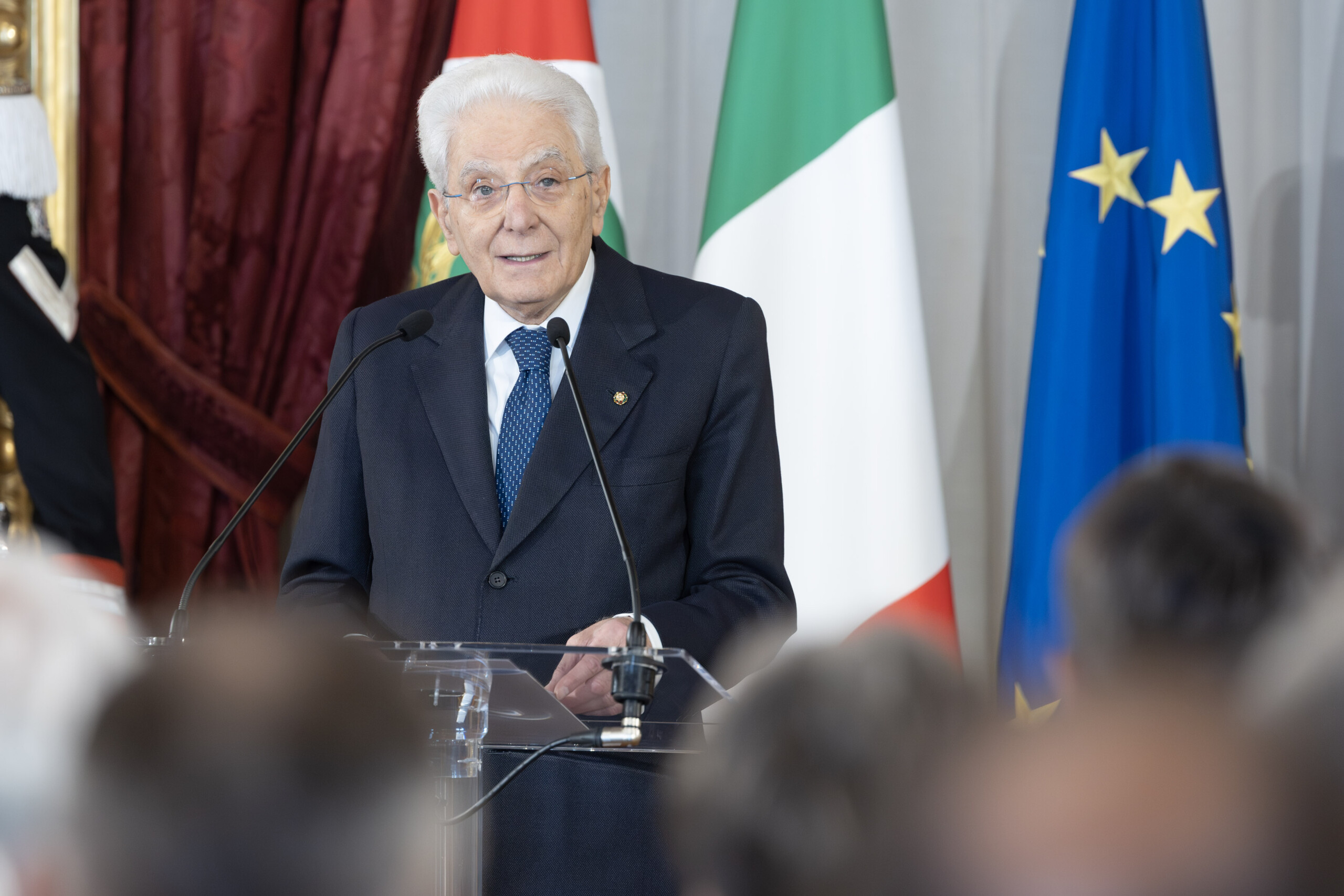 mattarella lecoute est la voie vers la paix scaled