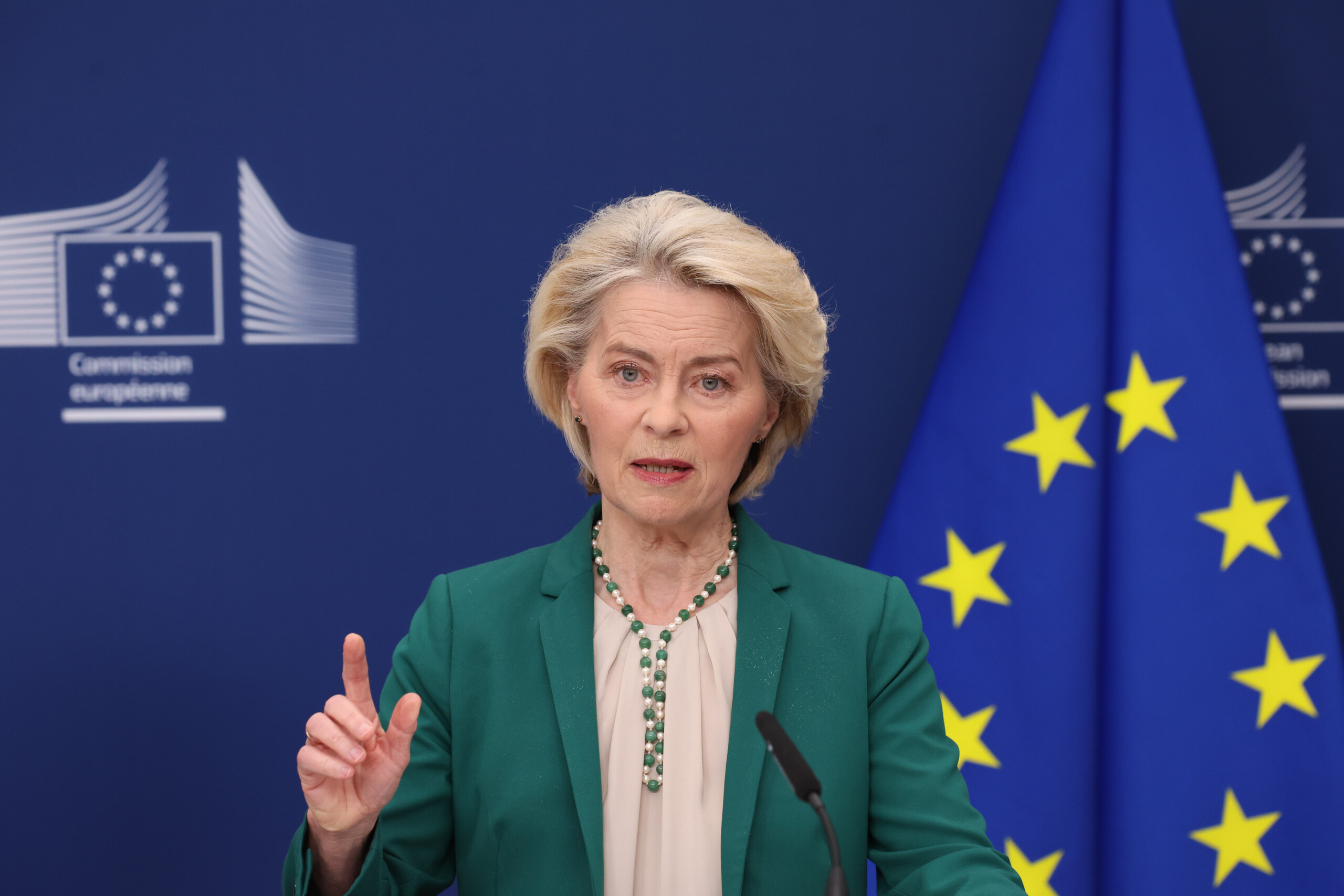 reseaux sociaux von der leyen le debat sur lage minimum ne peut etre ignore scaled