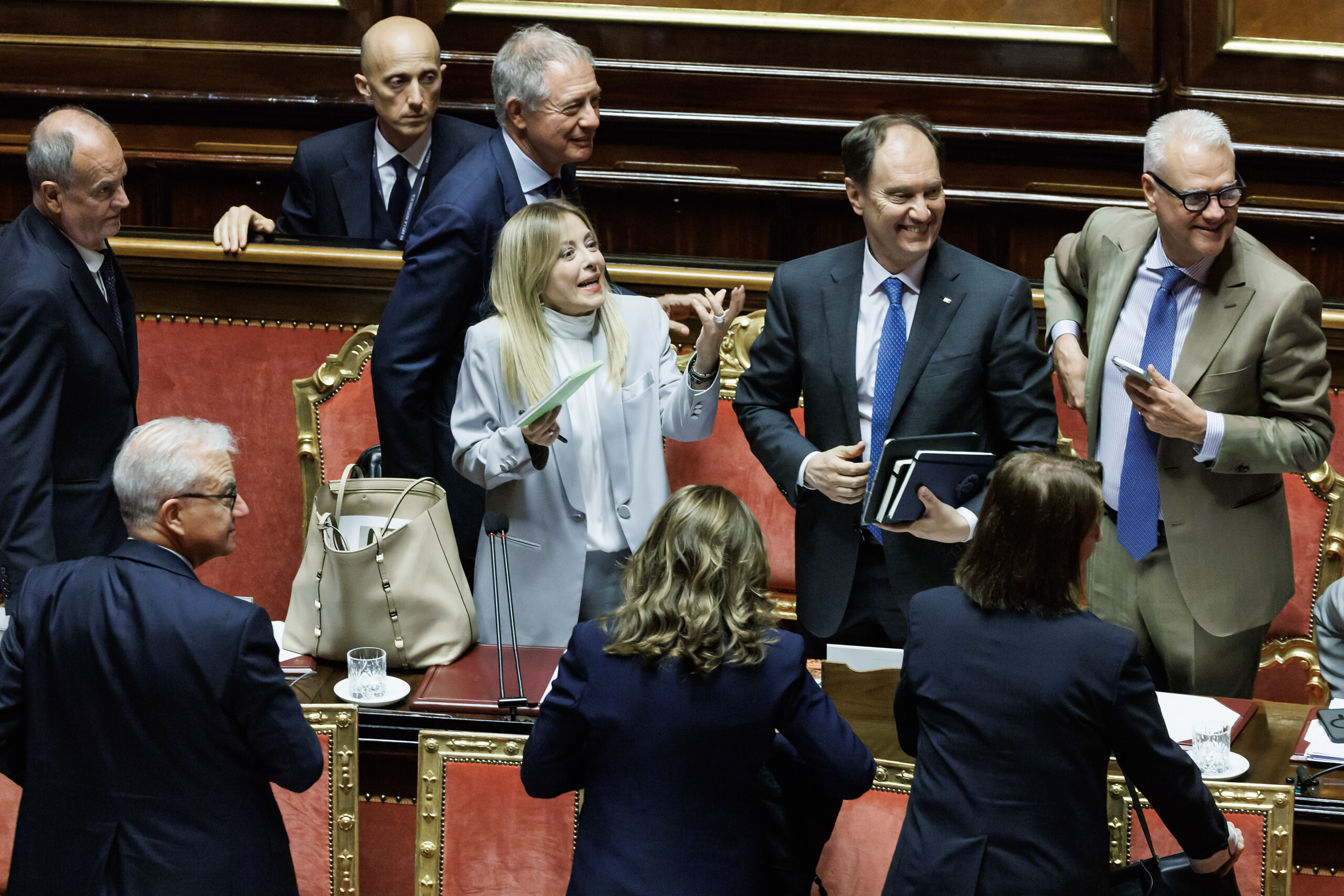 deliberation sur la fiscalite le senat donne son feu vert par un vote de confiance 99 voix pour le texte passe desormais a la chambre des deputes scaled