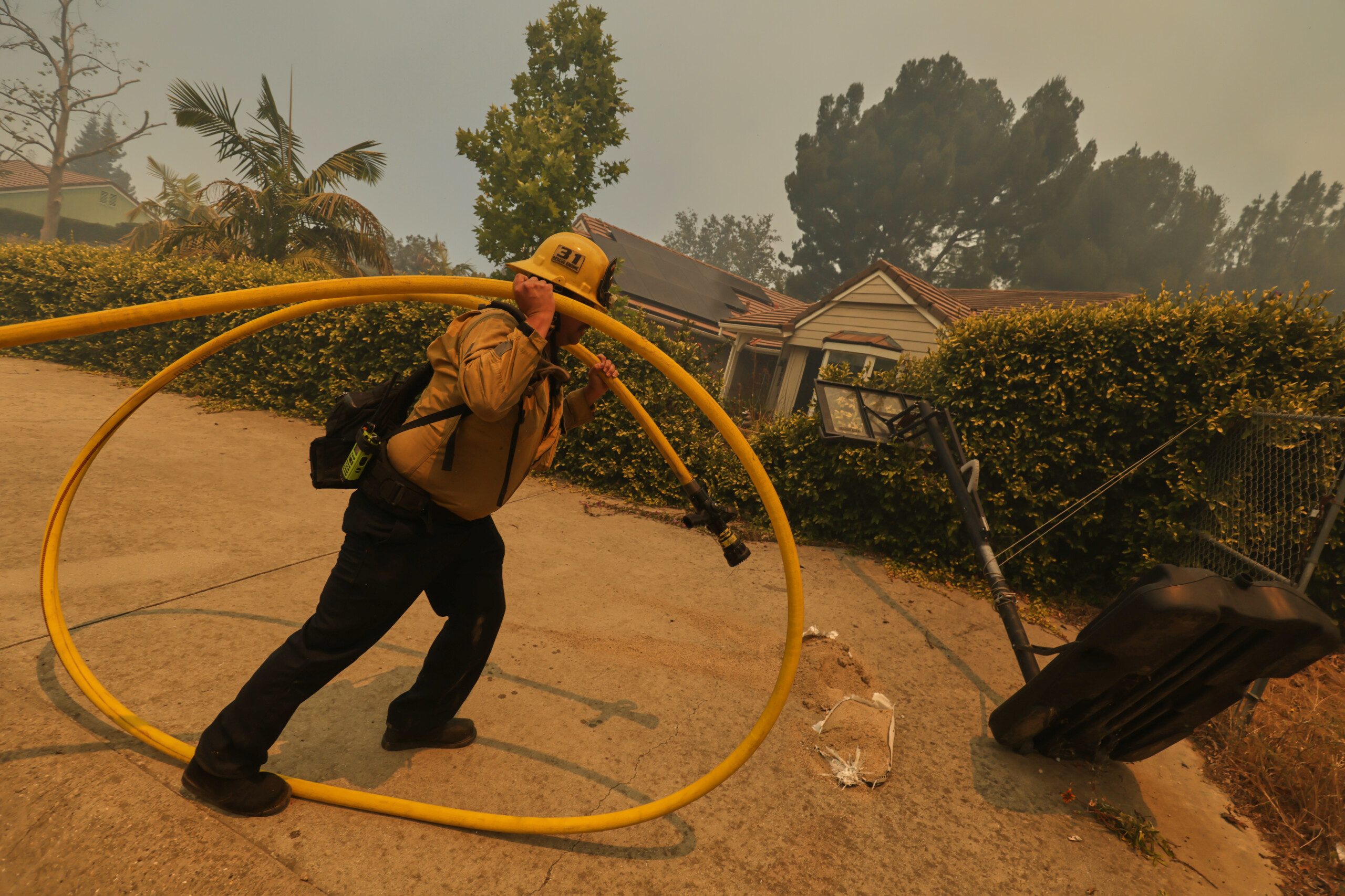 etats unis 17 000 personnes sous le coup dordres devacuation en raison dun incendie en californie scaled