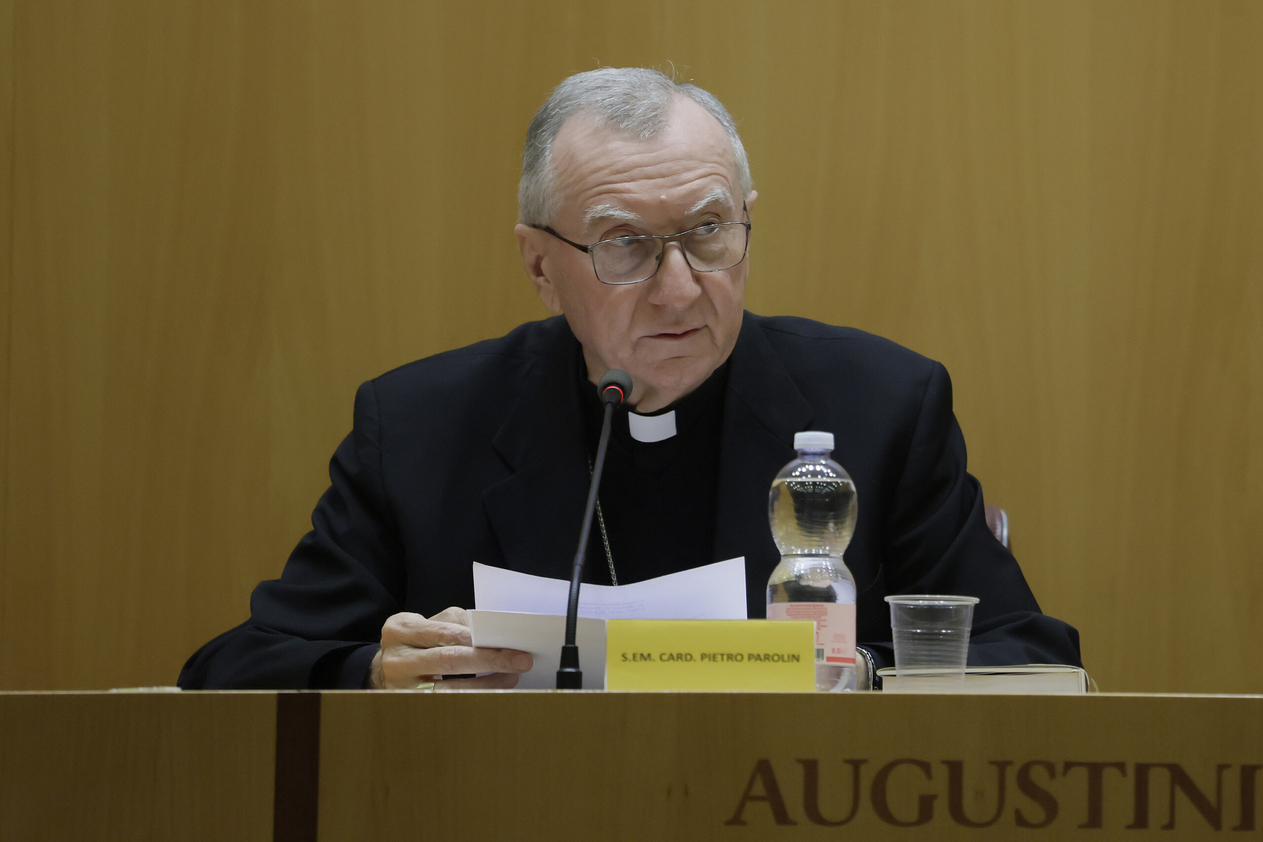 UE, Parolin : « Prêts à travailler ensemble pour être des artisans de la paix » 1 ue parolin prets a travailler ensemble pour etre des artisans de la paix scaled