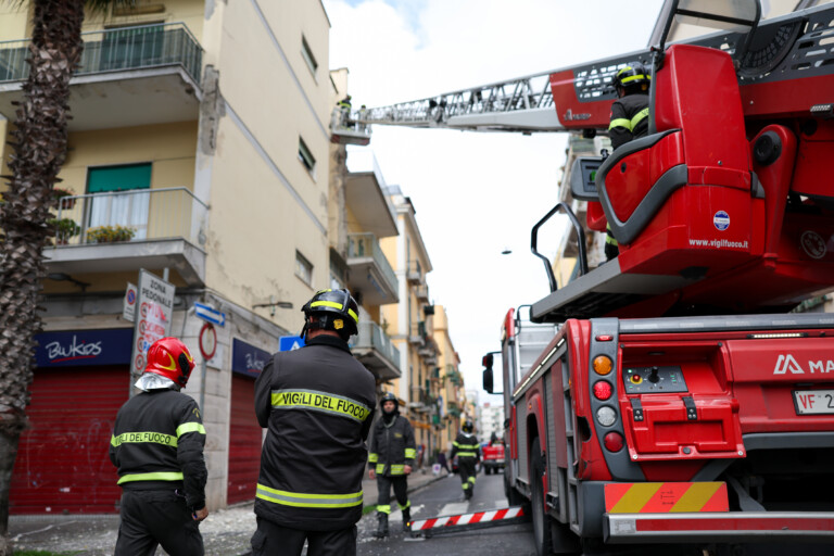 campi flegrei lanas a acheve ses verifications apres la secousse aucun degat