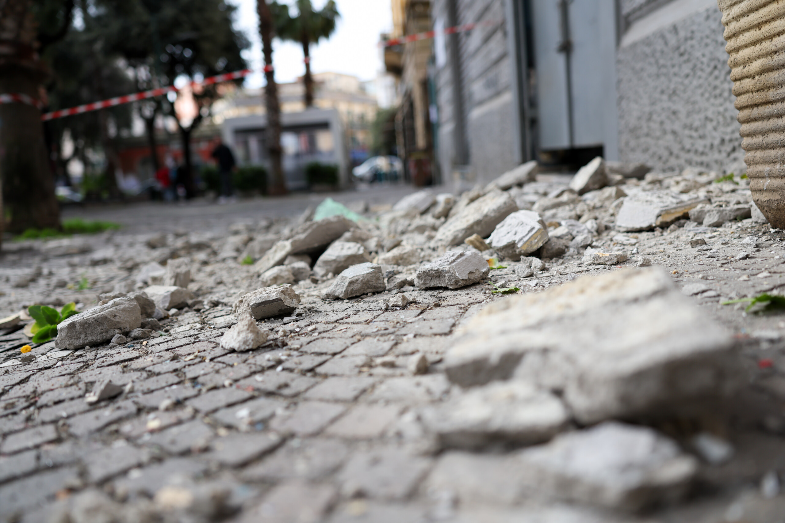 camps phlegreens seisme de magnitude 44 scaled