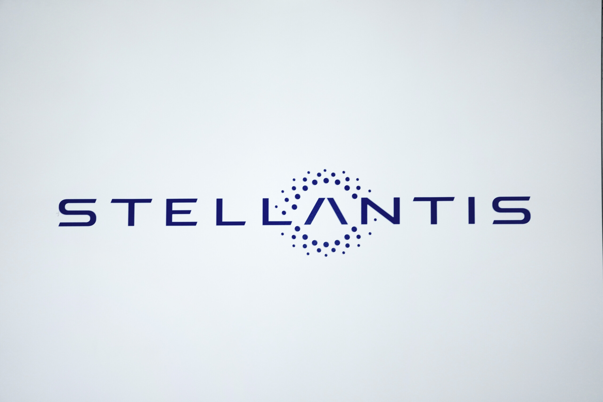 stellantis nouveau plan fastlane 60 milliards deuros dinvestissements et 60 nouveaux modeles dici 2030 scaled