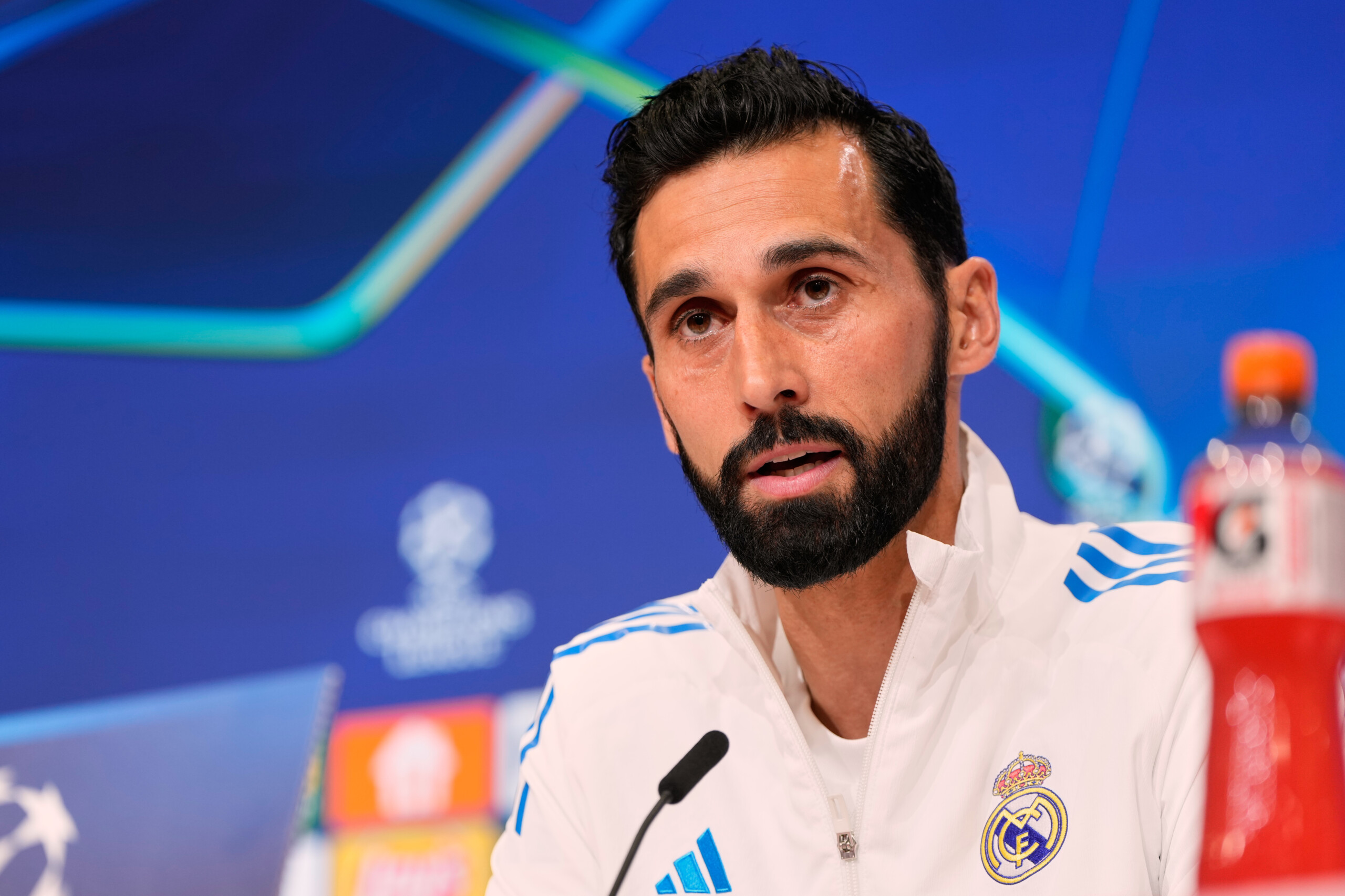 football arbeloa confirme son depart du real rester avec mourinho non scaled