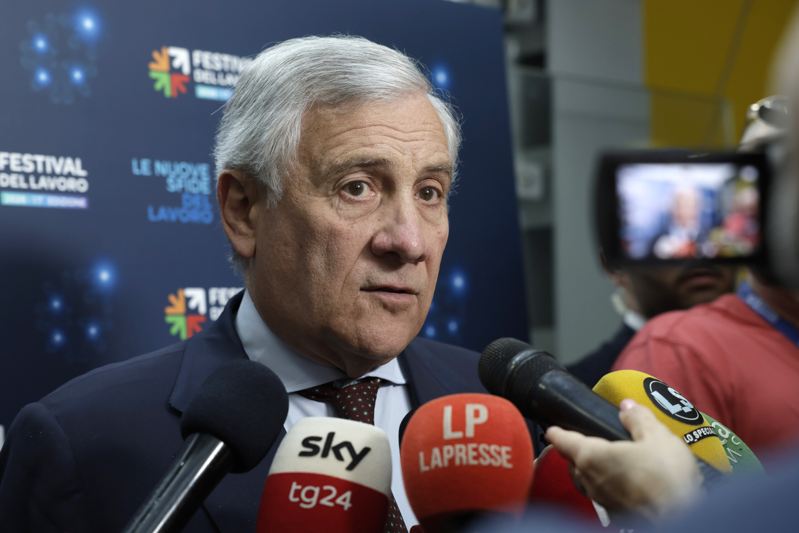 ukraine tajani lobjectif est que kiev devienne membre a part entiere de lue scaled