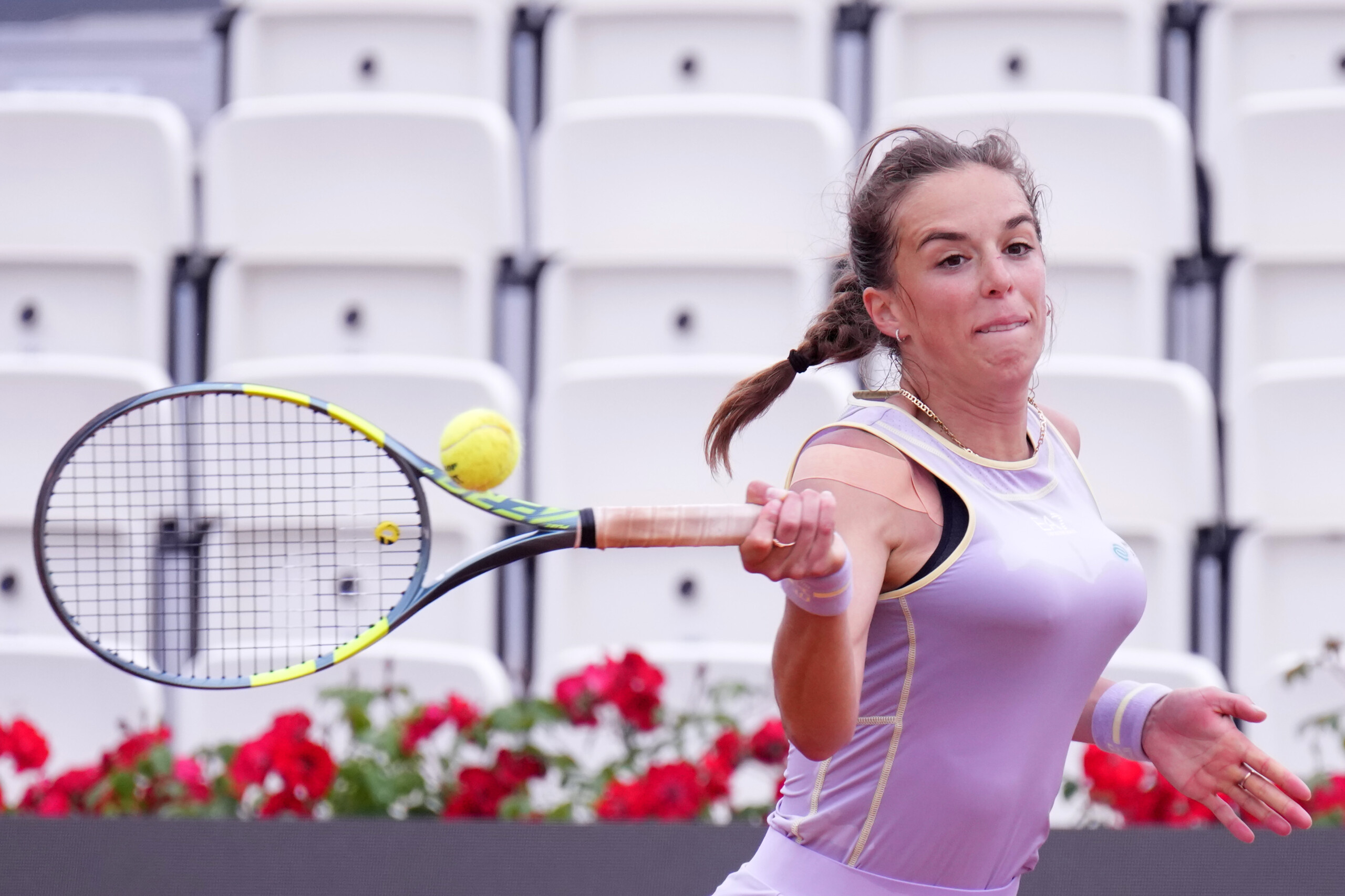 roland garros bronzetti eliminee au premier tour par bouzkova scaled