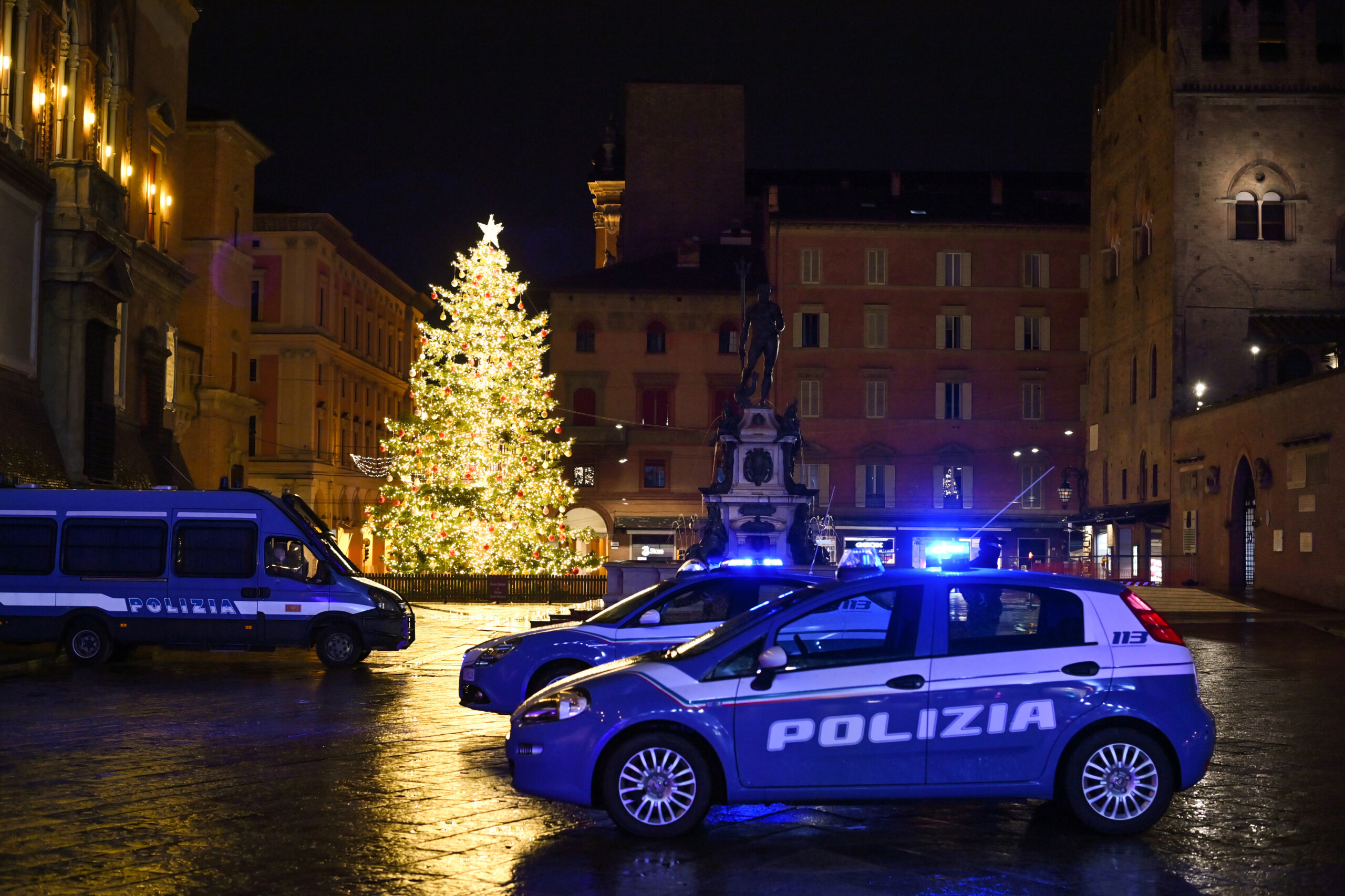 reggio emilia il est presente comme un sympathisant de lei pret a commettre un attentat un jeune homme de 22 ans arrete scaled