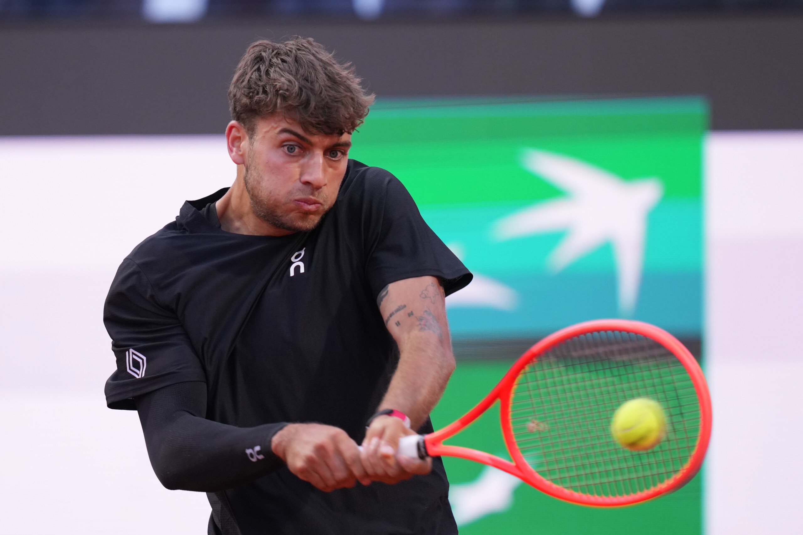 roland garros cobolli remporte le derby italien contre pellegrino scaled