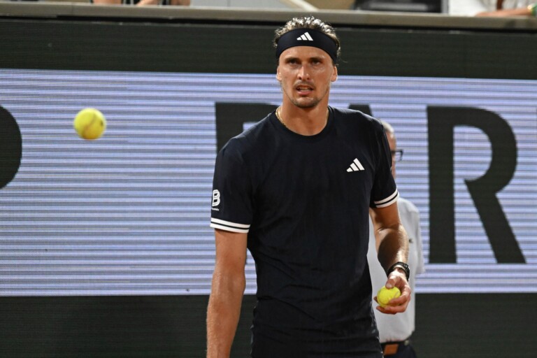 roland garros zvere bat jodar 3 0 et se qualifie pour les demi finales
