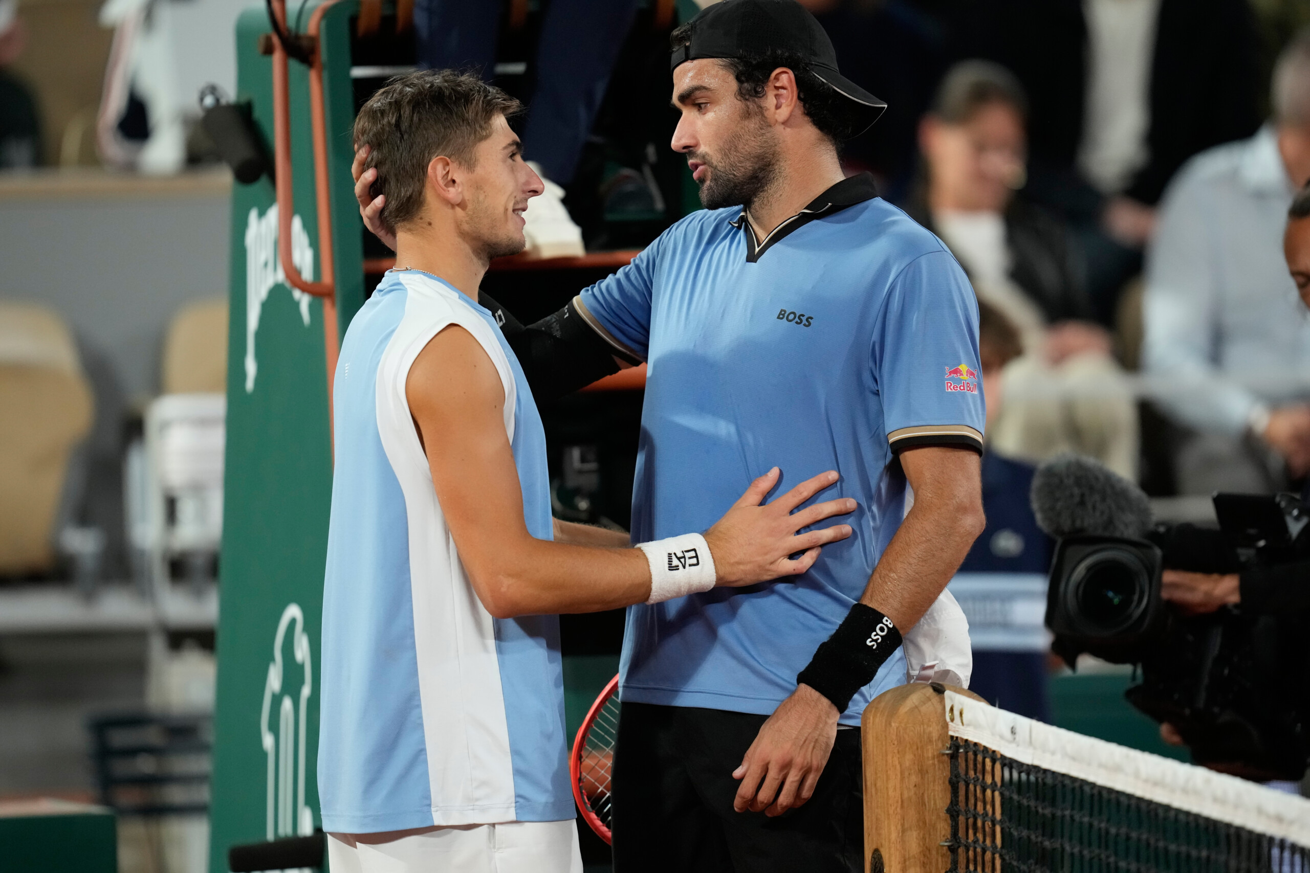 roland garros berrettini abandonne arnaldi en demi finale contre cobolli scaled