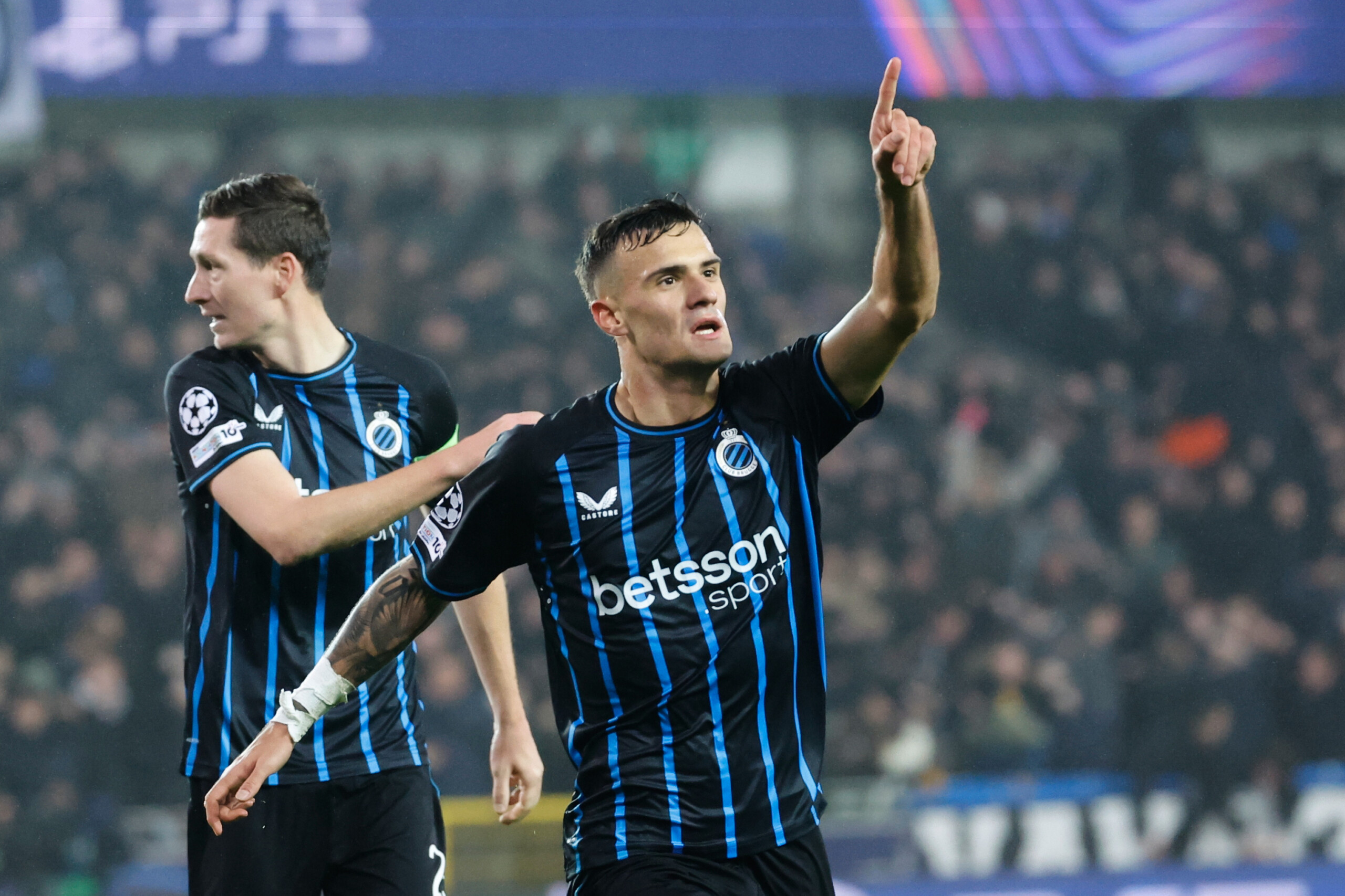 football inter rachat officiel de stankovic au club de bruges scaled