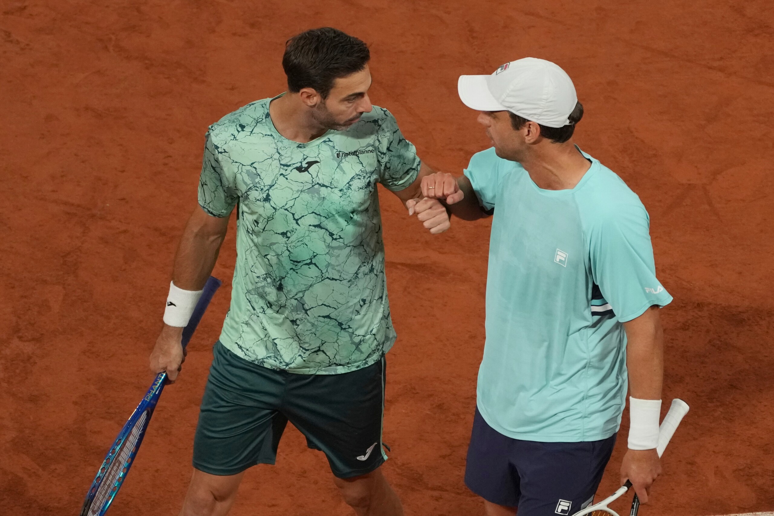 roland garros granollers et zeballos remportent le titre en double en battant heliovaara patten scaled