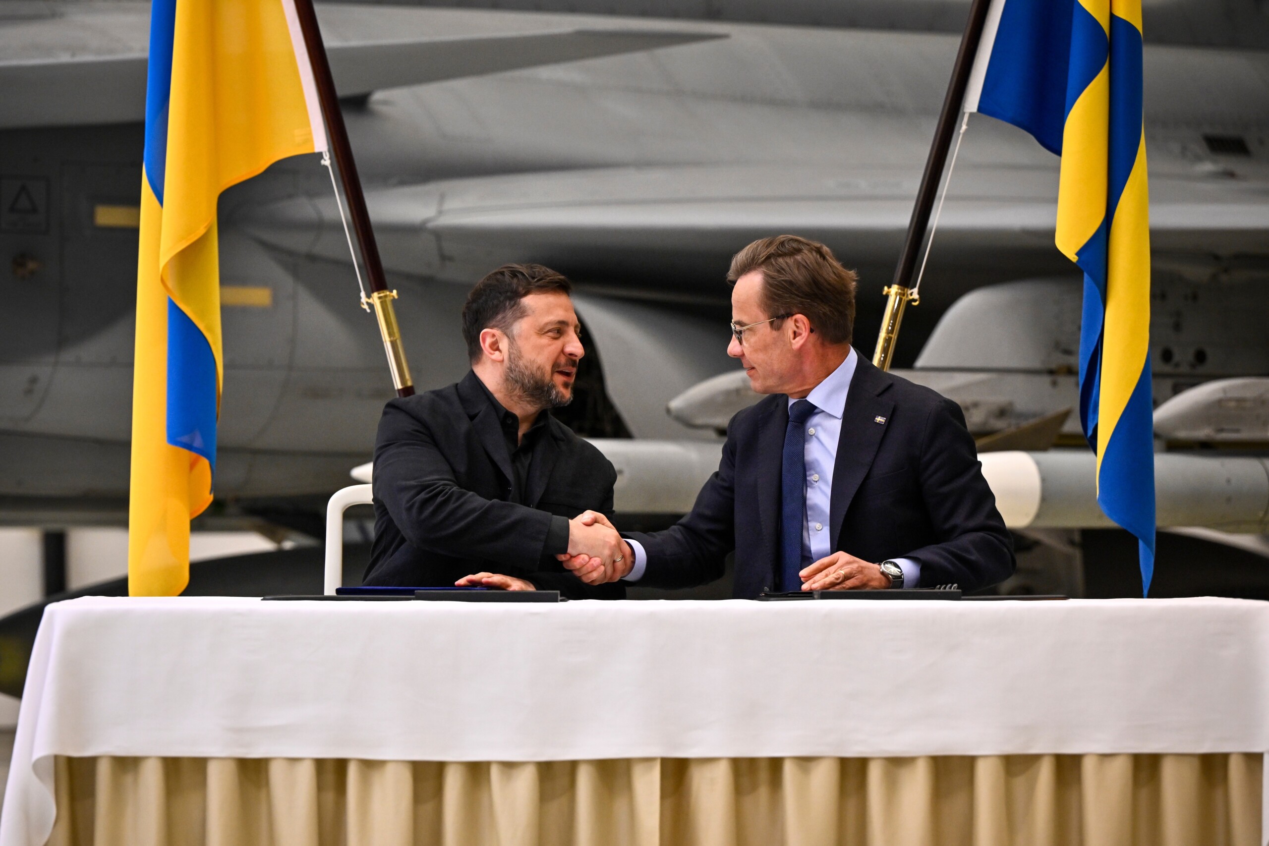 ukraine medias lotan discute un paquet daide de 70 milliards pour kiev scaled