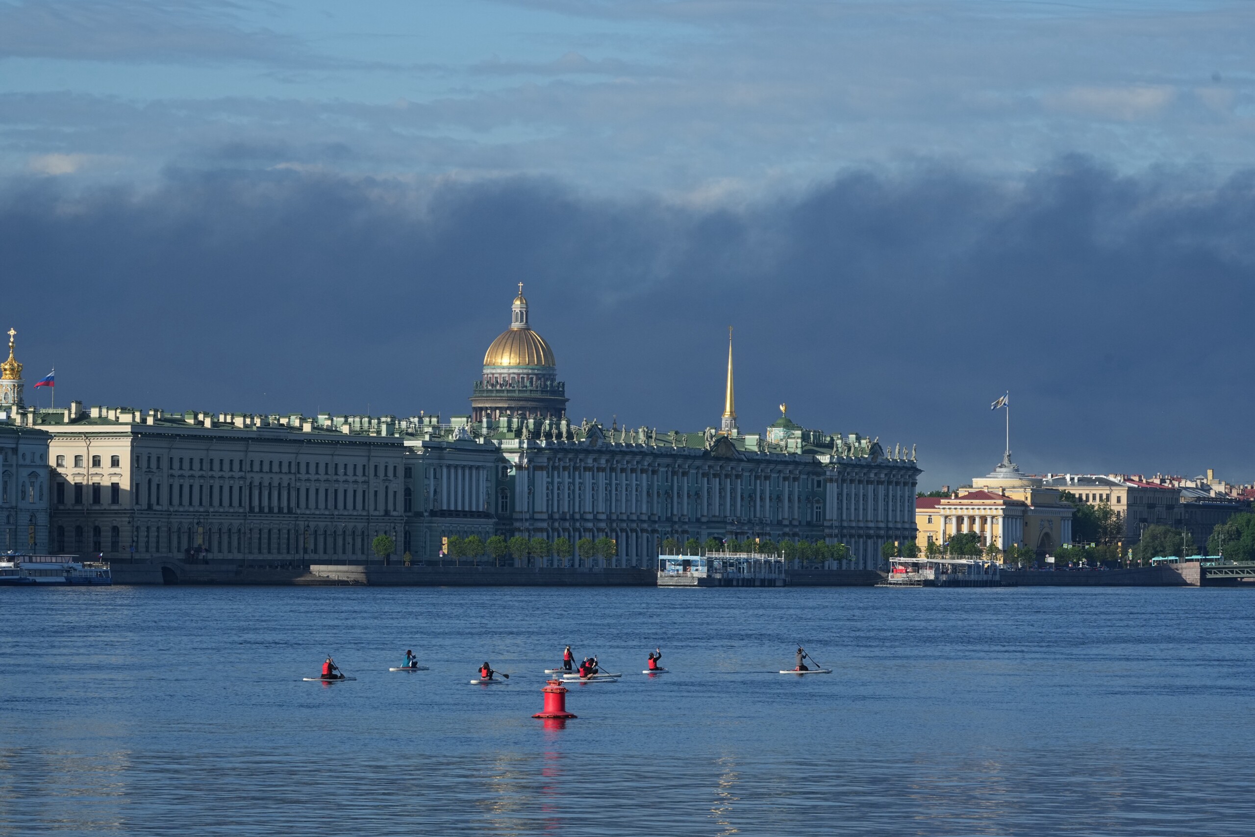 ukraine nouvelle attaque massive de drones lances depuis kiev sur saint petersbourg scaled