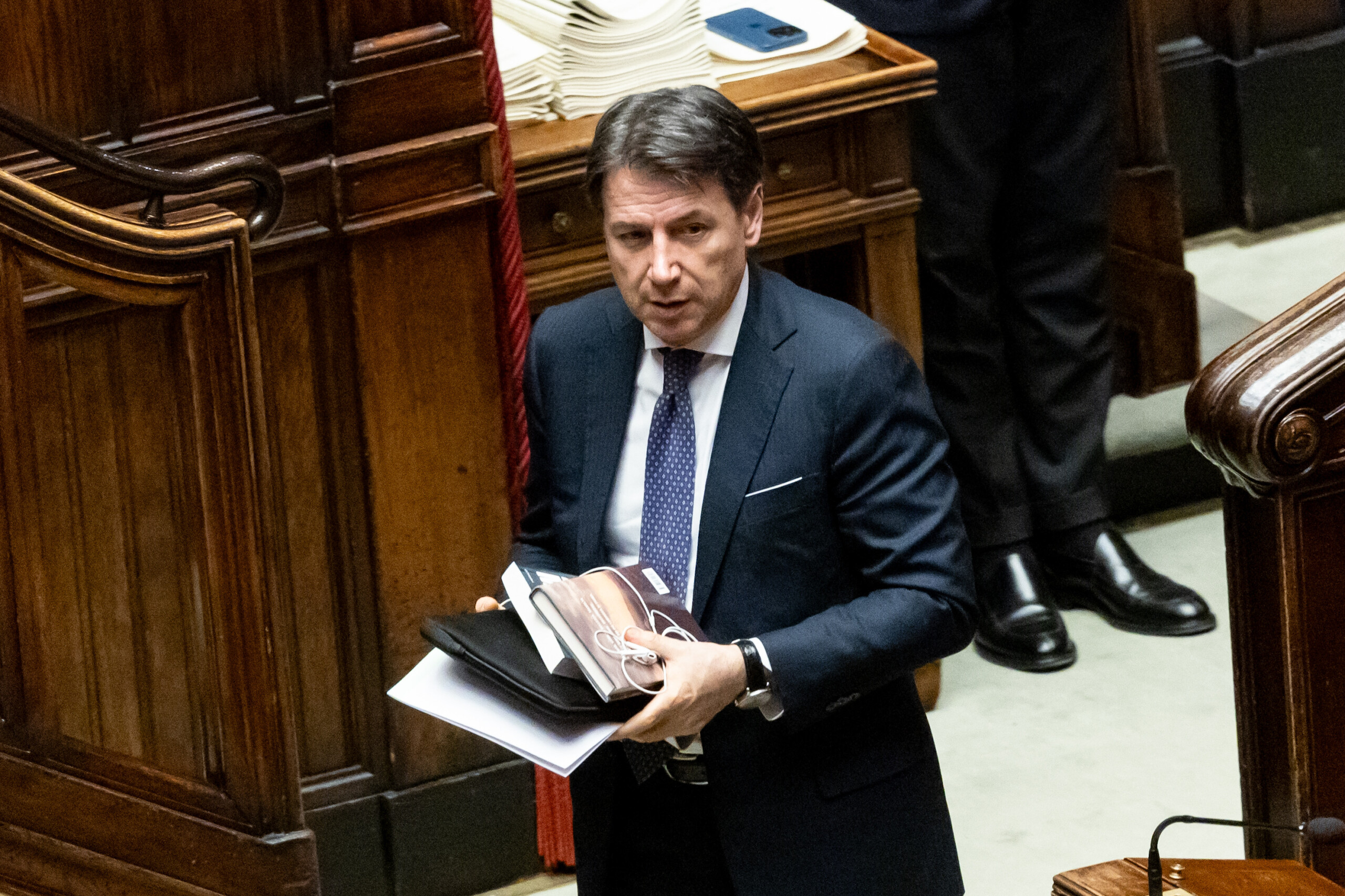 ue conte meloni sest enfuie a la maniere de schettino quelle ne fasse pas la victime scaled