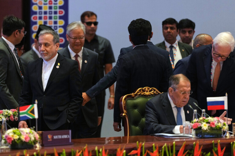 iran medias araghchi et la delegation de teheran se rendront demain au pakistan