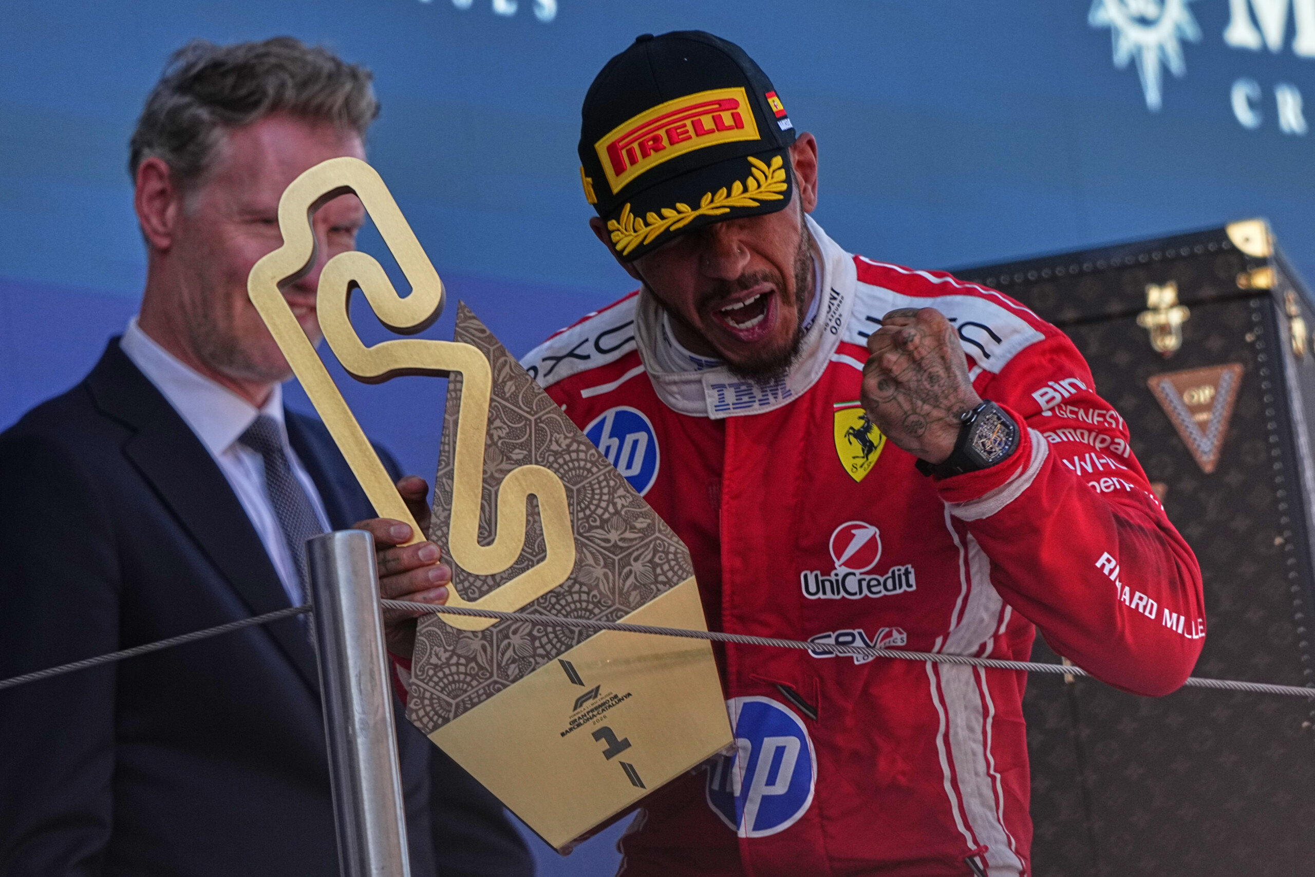 grand prix de barcelone triomphe de hamilton premiere victoire chez ferrari scaled